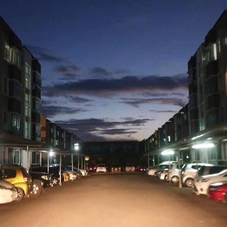 Cybercity Ph1 Near Kkia By Family Homestay Donggongon Exteriör bild