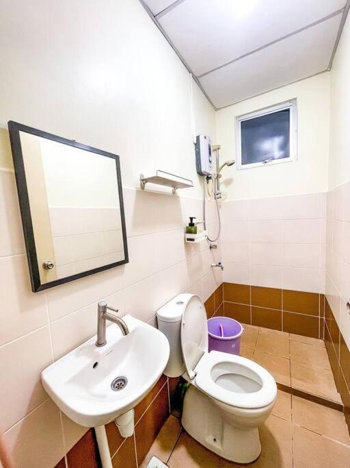 Cybercity Ph1 Near Kkia By Family Homestay Donggongon Exteriör bild